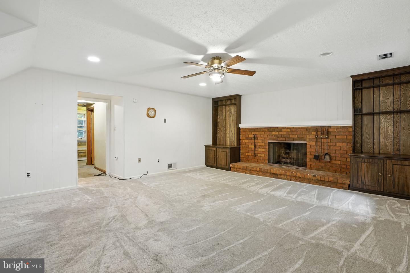 2359 TUMBLETREE WAY, RESTON, Virginia 20191, 5 Bedrooms Bedrooms, ,2 BathroomsBathrooms,Residential,For sale,2359 TUMBLETREE WAY,VAFX2258304 MLS # VAFX2258304