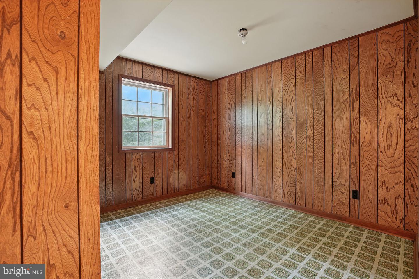 2359 TUMBLETREE WAY, RESTON, Virginia 20191, 5 Bedrooms Bedrooms, ,2 BathroomsBathrooms,Residential,For sale,2359 TUMBLETREE WAY,VAFX2258304 MLS # VAFX2258304