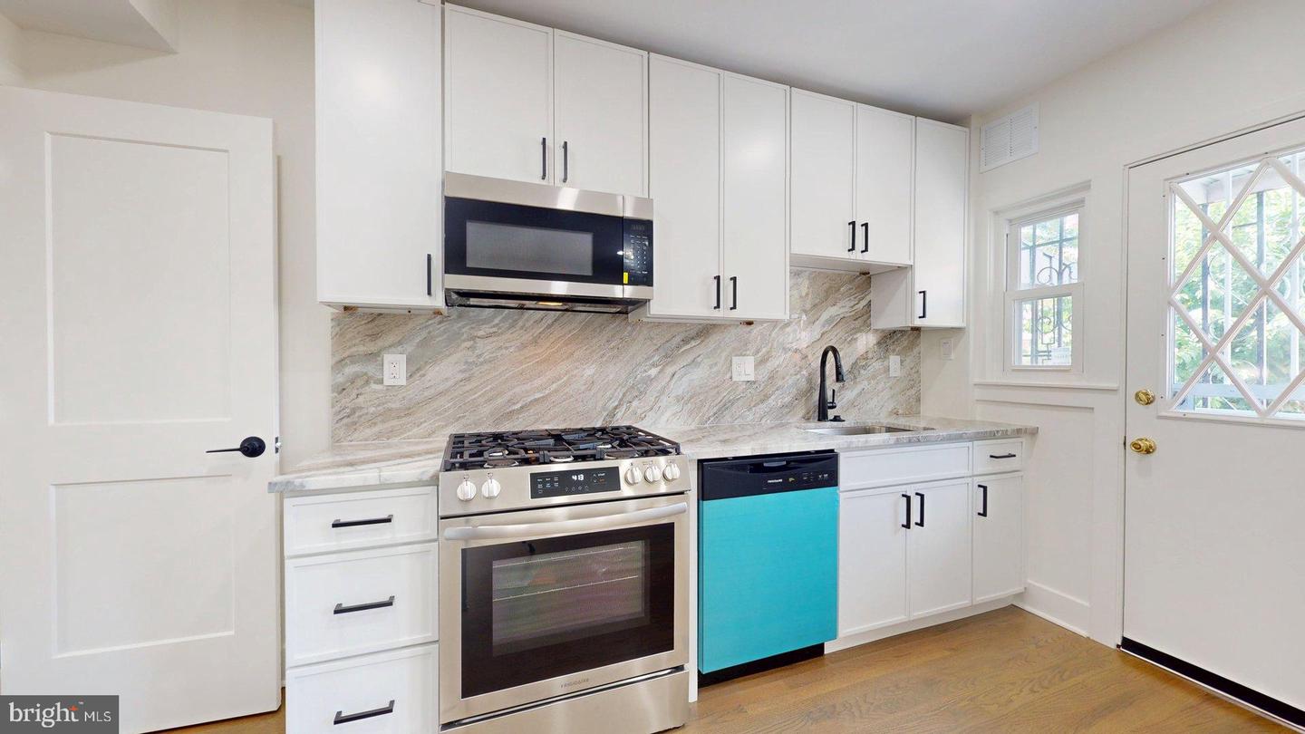 38 CRITTENDEN ST NE, WASHINGTON, District Of Columbia 20011, 3 Bedrooms Bedrooms, ,2 BathroomsBathrooms,Residential,For sale,38 CRITTENDEN ST NE,DCDC2213822 MLS # DCDC2213822