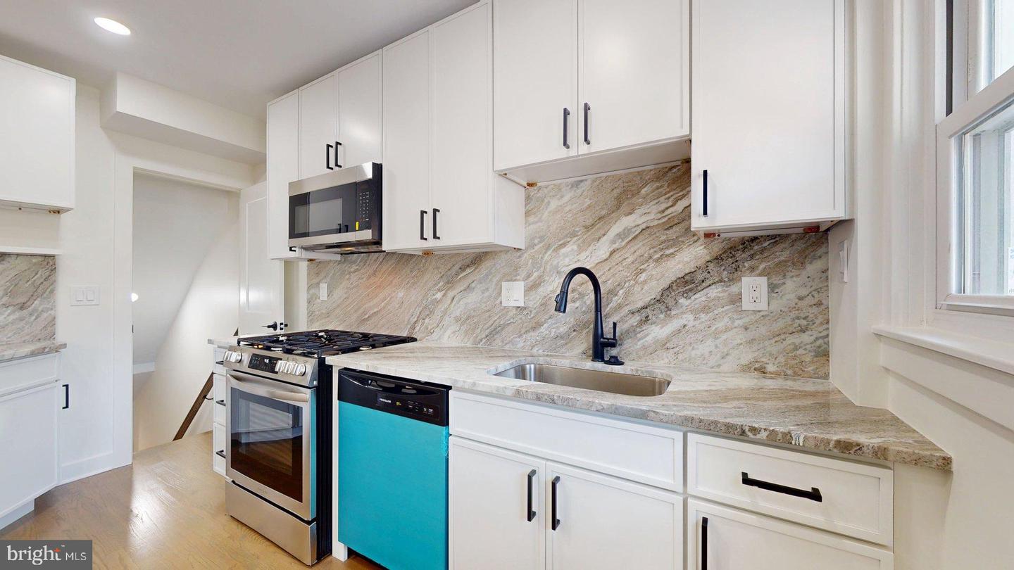38 CRITTENDEN ST NE, WASHINGTON, District Of Columbia 20011, 3 Bedrooms Bedrooms, ,2 BathroomsBathrooms,Residential,For sale,38 CRITTENDEN ST NE,DCDC2213822 MLS # DCDC2213822