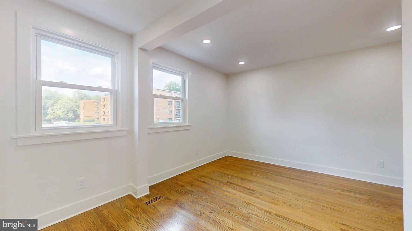 38 CRITTENDEN ST NE, WASHINGTON, District Of Columbia 20011, 3 Bedrooms Bedrooms, ,2 BathroomsBathrooms,Residential,For sale,38 CRITTENDEN ST NE,DCDC2213822 MLS # DCDC2213822