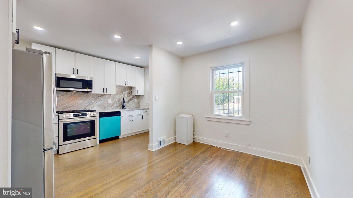 38 CRITTENDEN ST NE, WASHINGTON, District Of Columbia 20011, 3 Bedrooms Bedrooms, ,2 BathroomsBathrooms,Residential,For sale,38 CRITTENDEN ST NE,DCDC2213822 MLS # DCDC2213822