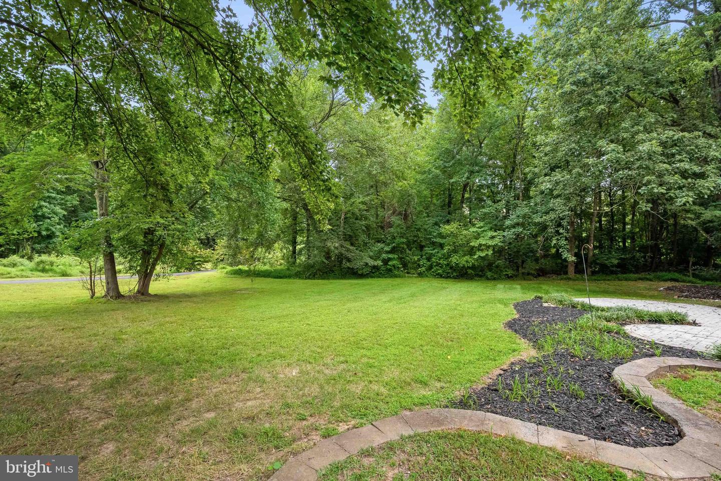 5409 HONEY BROOK CT, FAIRFAX, Virginia 22030, 4 Bedrooms Bedrooms, ,3 BathroomsBathrooms,Residential,For sale,5409 HONEY BROOK CT,VAFX2261016 MLS # VAFX2261016