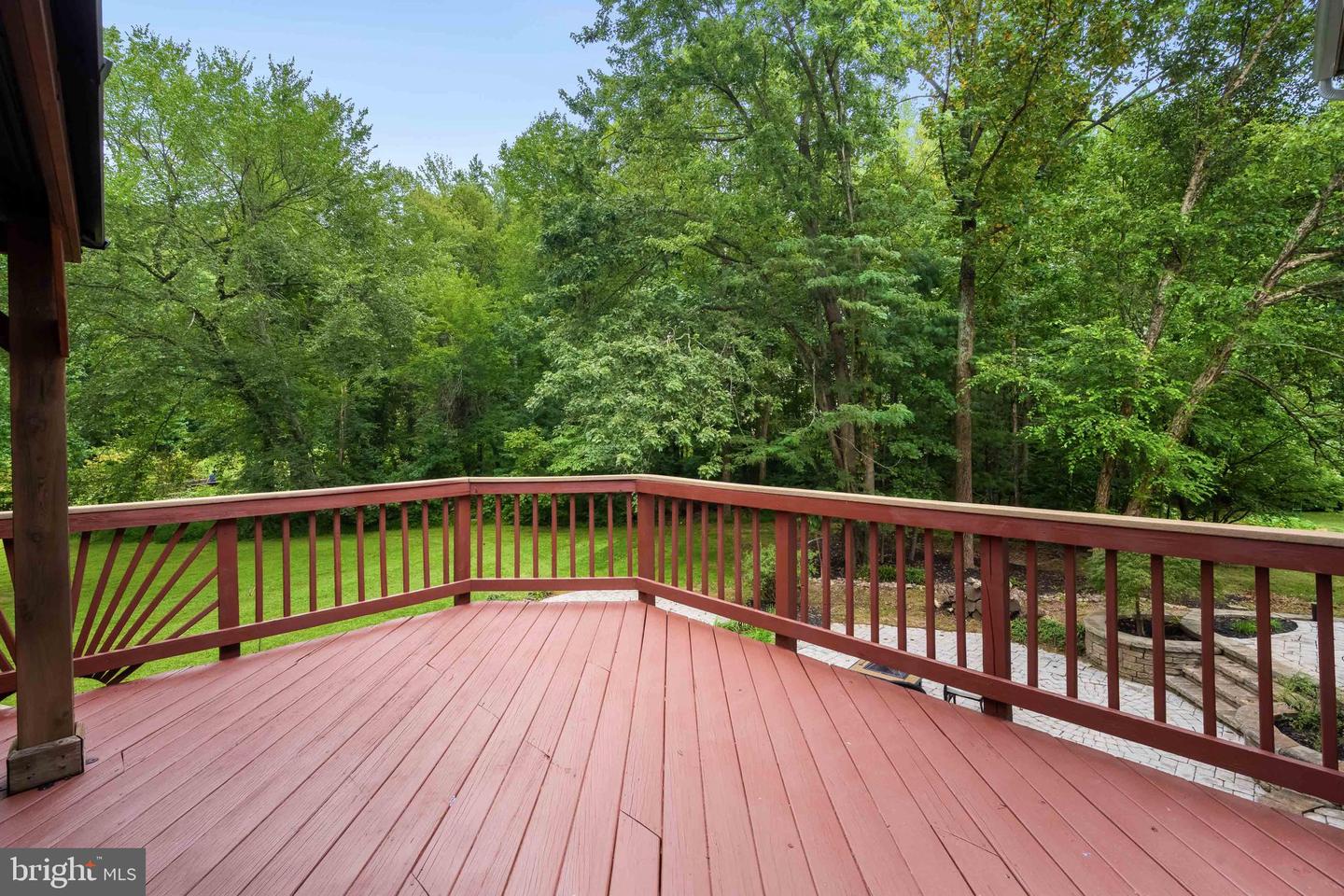 5409 HONEY BROOK CT, FAIRFAX, Virginia 22030, 4 Bedrooms Bedrooms, ,3 BathroomsBathrooms,Residential,For sale,5409 HONEY BROOK CT,VAFX2261016 MLS # VAFX2261016