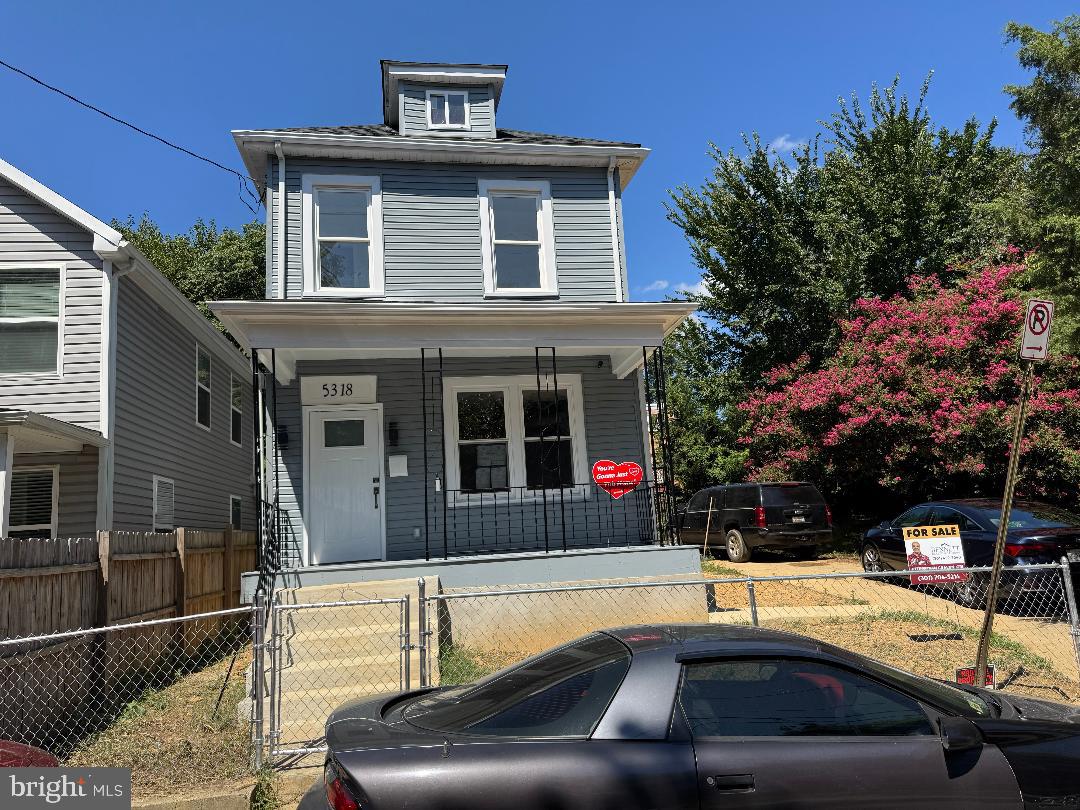 5318 GAY ST NE, WASHINGTON, District Of Columbia 20019, 3 Bedrooms Bedrooms, ,2 BathroomsBathrooms,Residential,For sale,5318 GAY ST NE,DCDC2214960 MLS # DCDC2214960