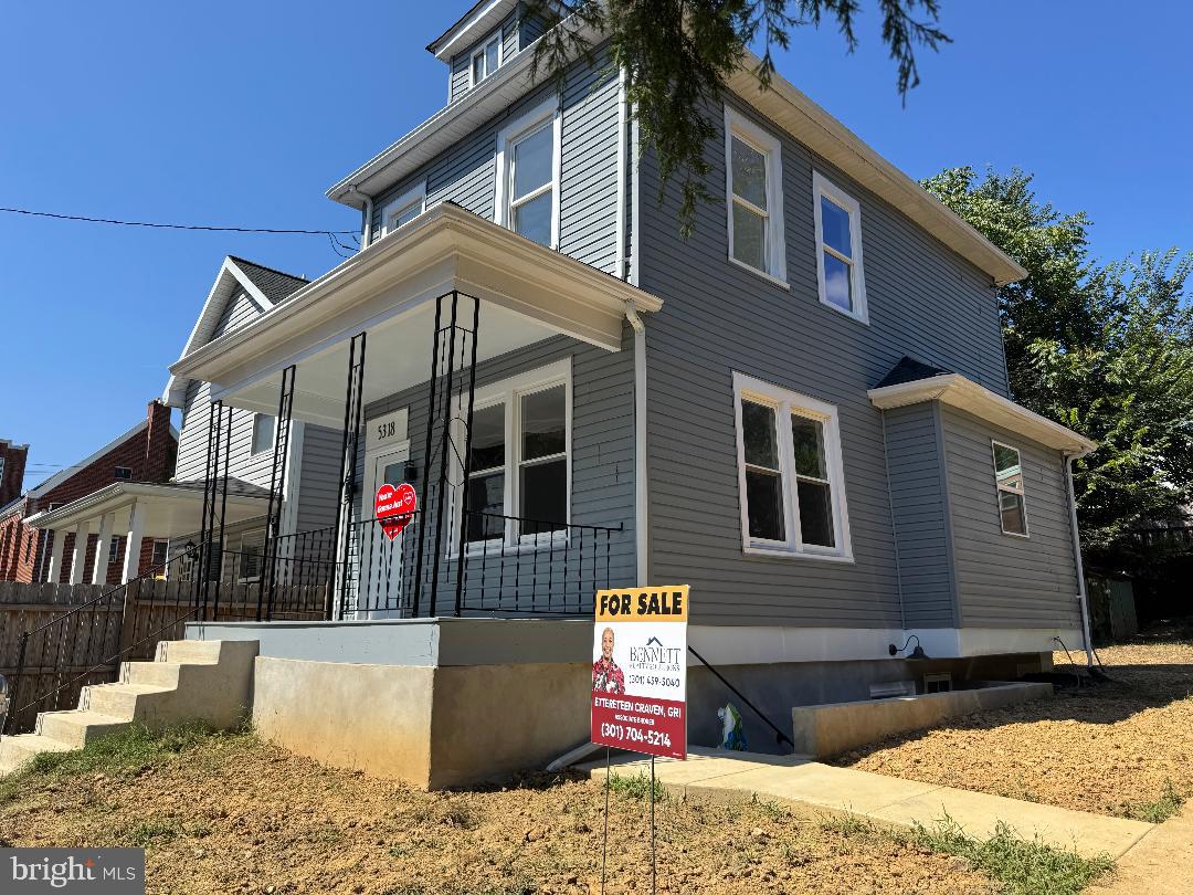 5318 GAY ST NE, WASHINGTON, District Of Columbia 20019, 3 Bedrooms Bedrooms, ,2 BathroomsBathrooms,Residential,For sale,5318 GAY ST NE,DCDC2214960 MLS # DCDC2214960