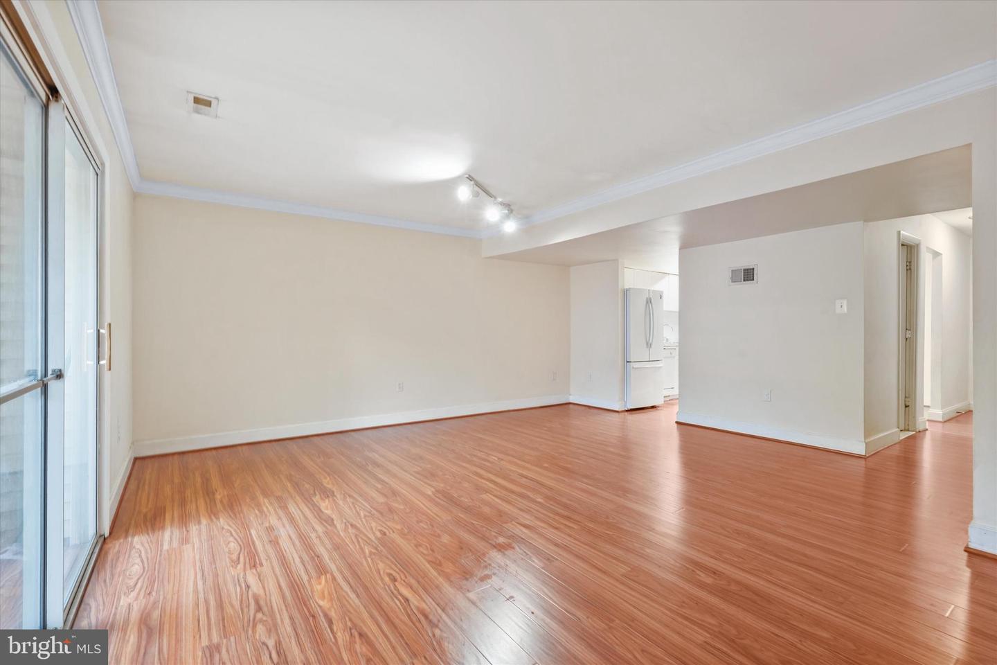 8385 WHITE PINE DR, MANASSAS PARK, Virginia 20111, 3 Bedrooms Bedrooms, 3 Rooms Rooms,2 BathroomsBathrooms,Residential,For sale,8385 WHITE PINE DR,VAMP2003232 MLS # VAMP2003232