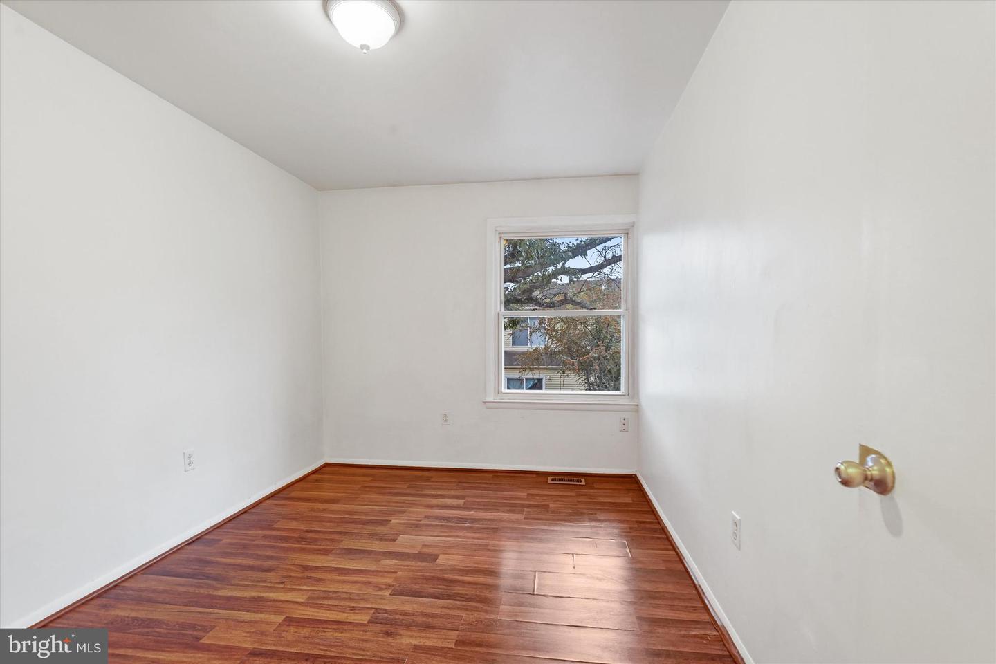 8385 WHITE PINE DR, MANASSAS PARK, Virginia 20111, 3 Bedrooms Bedrooms, 3 Rooms Rooms,2 BathroomsBathrooms,Residential,For sale,8385 WHITE PINE DR,VAMP2003232 MLS # VAMP2003232