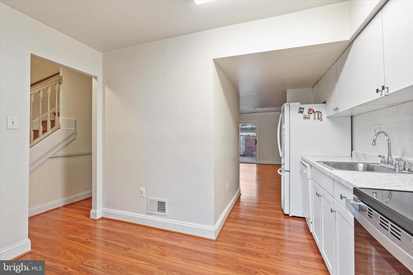 8385 WHITE PINE DR, MANASSAS PARK, Virginia 20111, 3 Bedrooms Bedrooms, 3 Rooms Rooms,2 BathroomsBathrooms,Residential,For sale,8385 WHITE PINE DR,VAMP2003232 MLS # VAMP2003232