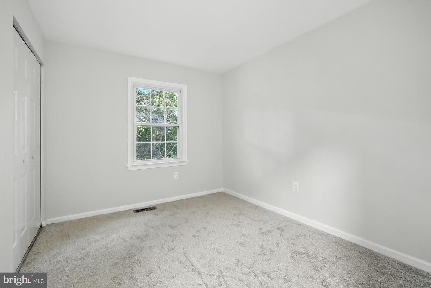 9650 MASTERWORKS DR, VIENNA, Virginia 22181, 3 Bedrooms Bedrooms, 9 Rooms Rooms,3 BathroomsBathrooms,Residential,For sale,9650 MASTERWORKS DR,VAFX2262092 MLS # VAFX2262092