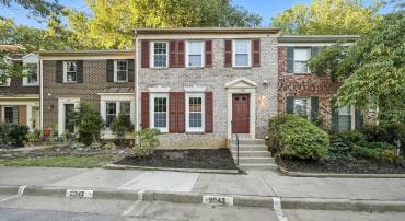 9650 MASTERWORKS DR, VIENNA, Virginia 22181, 3 Bedrooms Bedrooms, 9 Rooms Rooms,3 BathroomsBathrooms,Residential,For sale,9650 MASTERWORKS DR,VAFX2262092 MLS # VAFX2262092