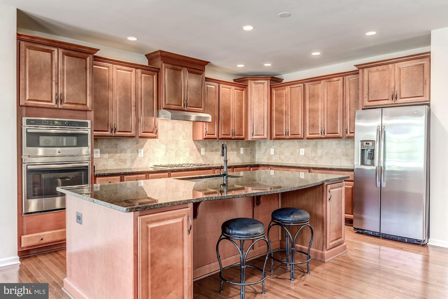 42824 EDGEGROVE HEIGHTS TER, ASHBURN, Virginia 20148, 3 Bedrooms Bedrooms, 7 Rooms Rooms,3 BathroomsBathrooms,Residential,For sale,42824 EDGEGROVE HEIGHTS TER,VALO2104960 MLS # VALO2104960