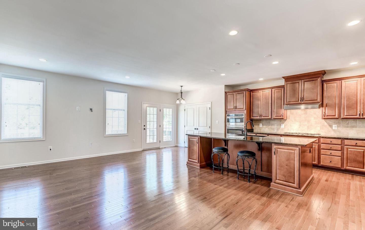 42824 EDGEGROVE HEIGHTS TER, ASHBURN, Virginia 20148, 3 Bedrooms Bedrooms, 7 Rooms Rooms,3 BathroomsBathrooms,Residential,For sale,42824 EDGEGROVE HEIGHTS TER,VALO2104960 MLS # VALO2104960