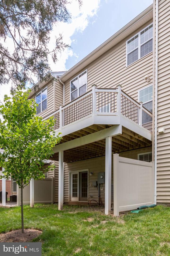 42824 EDGEGROVE HEIGHTS TER, ASHBURN, Virginia 20148, 3 Bedrooms Bedrooms, 7 Rooms Rooms,3 BathroomsBathrooms,Residential,For sale,42824 EDGEGROVE HEIGHTS TER,VALO2104960 MLS # VALO2104960