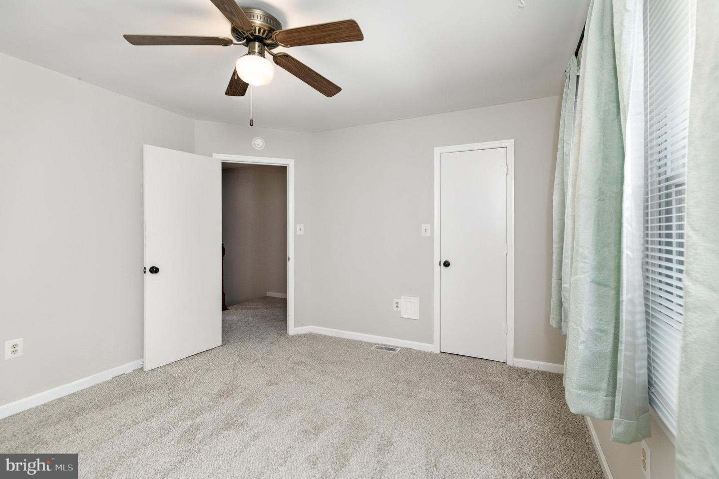 2416 LAFAYETTE BLVD, FREDERICKSBURG, Virginia 22401, 2 Bedrooms Bedrooms, ,1 BathroomBathrooms,Residential,For sale,2416 LAFAYETTE BLVD,VAFB2008822 MLS # VAFB2008822
