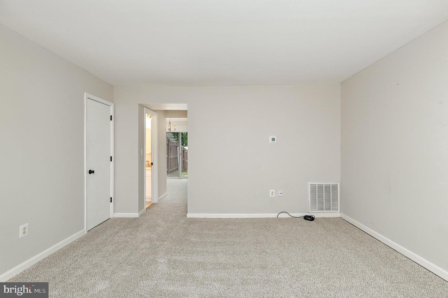 2416 LAFAYETTE BLVD, FREDERICKSBURG, Virginia 22401, 2 Bedrooms Bedrooms, ,1 BathroomBathrooms,Residential,For sale,2416 LAFAYETTE BLVD,VAFB2008822 MLS # VAFB2008822