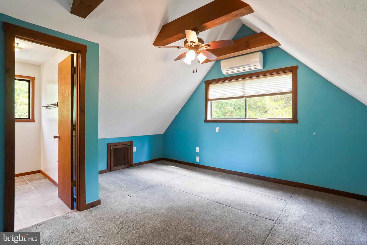 59 W EAGLEWOOD LN, MOUNT JACKSON, Virginia 22842, 3 Bedrooms Bedrooms, ,2 BathroomsBathrooms,Residential,For sale,59 W EAGLEWOOD LN,VASH2012318 MLS # VASH2012318