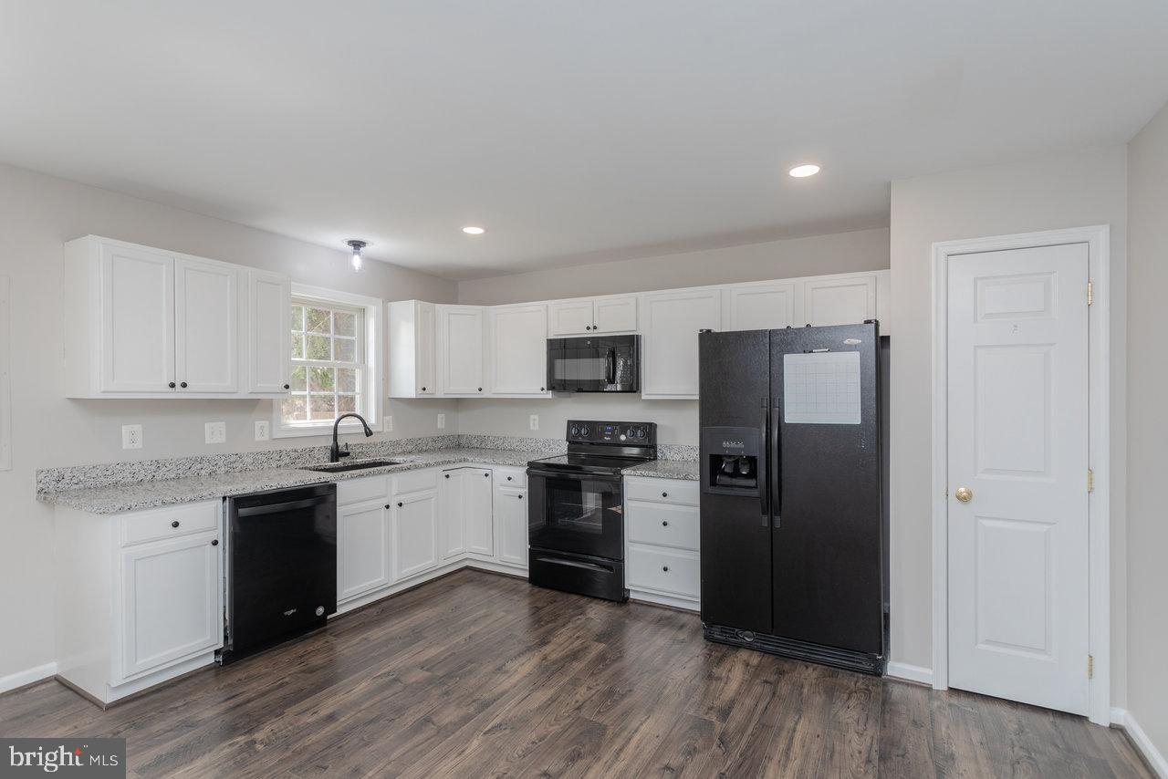 224 KADIES LN, EDINBURG, Virginia 22824, 2 Bedrooms Bedrooms, 5 Rooms Rooms,2 BathroomsBathrooms,Residential,For sale,224 KADIES LN,VASH2012320 MLS # VASH2012320