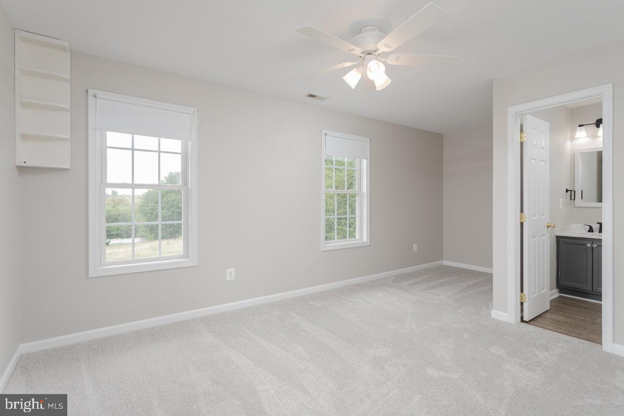 224 KADIES LN, EDINBURG, Virginia 22824, 2 Bedrooms Bedrooms, 5 Rooms Rooms,2 BathroomsBathrooms,Residential,For sale,224 KADIES LN,VASH2012320 MLS # VASH2012320