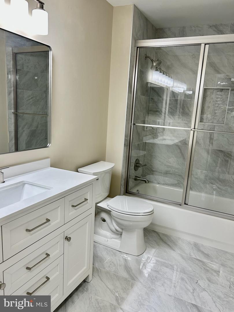 15472 AMBERGATE DR, WOODBRIDGE, Virginia 22193, 4 Bedrooms Bedrooms, ,3 BathroomsBathrooms,Residential,For sale,15472 AMBERGATE DR,VAPW2102646 MLS # VAPW2102646