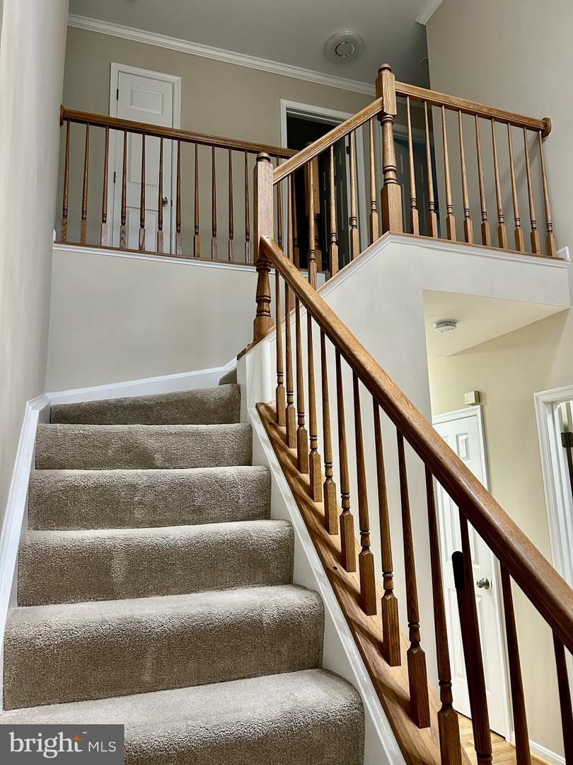 15472 AMBERGATE DR, WOODBRIDGE, Virginia 22193, 4 Bedrooms Bedrooms, ,3 BathroomsBathrooms,Residential,For sale,15472 AMBERGATE DR,VAPW2102646 MLS # VAPW2102646