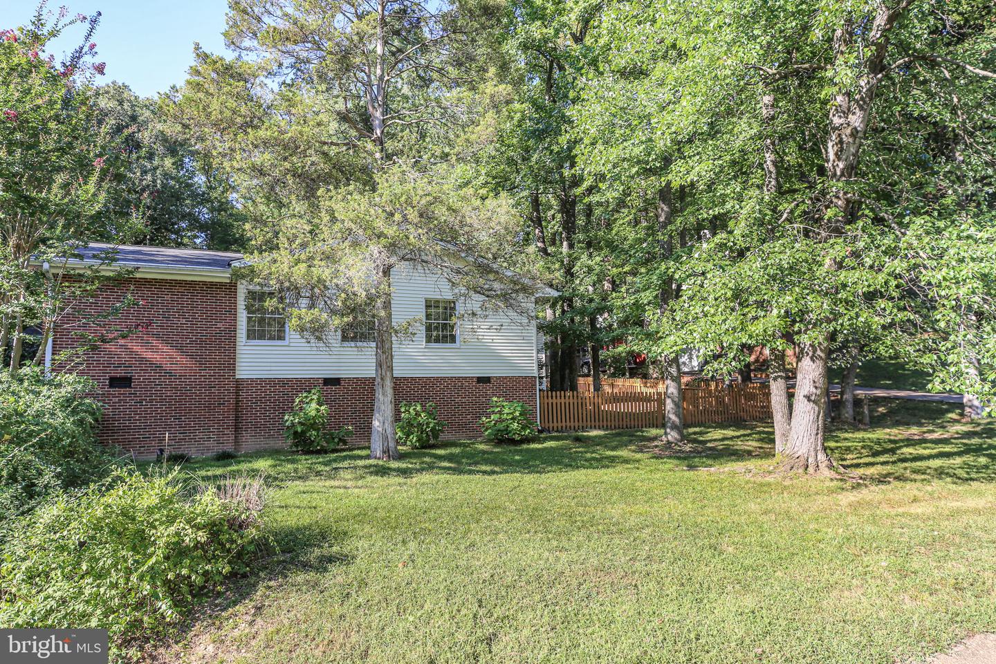 17 SENECA, FREDERICKSBURG, Virginia 22401, 4 Bedrooms Bedrooms, ,2 BathroomsBathrooms,Residential,For sale,17 SENECA,VAFB2008848 MLS # VAFB2008848