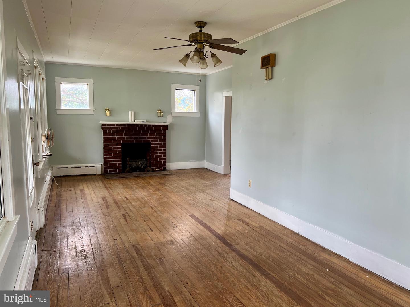 411 SHENANDOAH AVE, SHENANDOAH, Virginia 22849, 3 Bedrooms Bedrooms, ,1 BathroomBathrooms,Residential,For sale,411 SHENANDOAH AVE,VAPA2005294 MLS # VAPA2005294