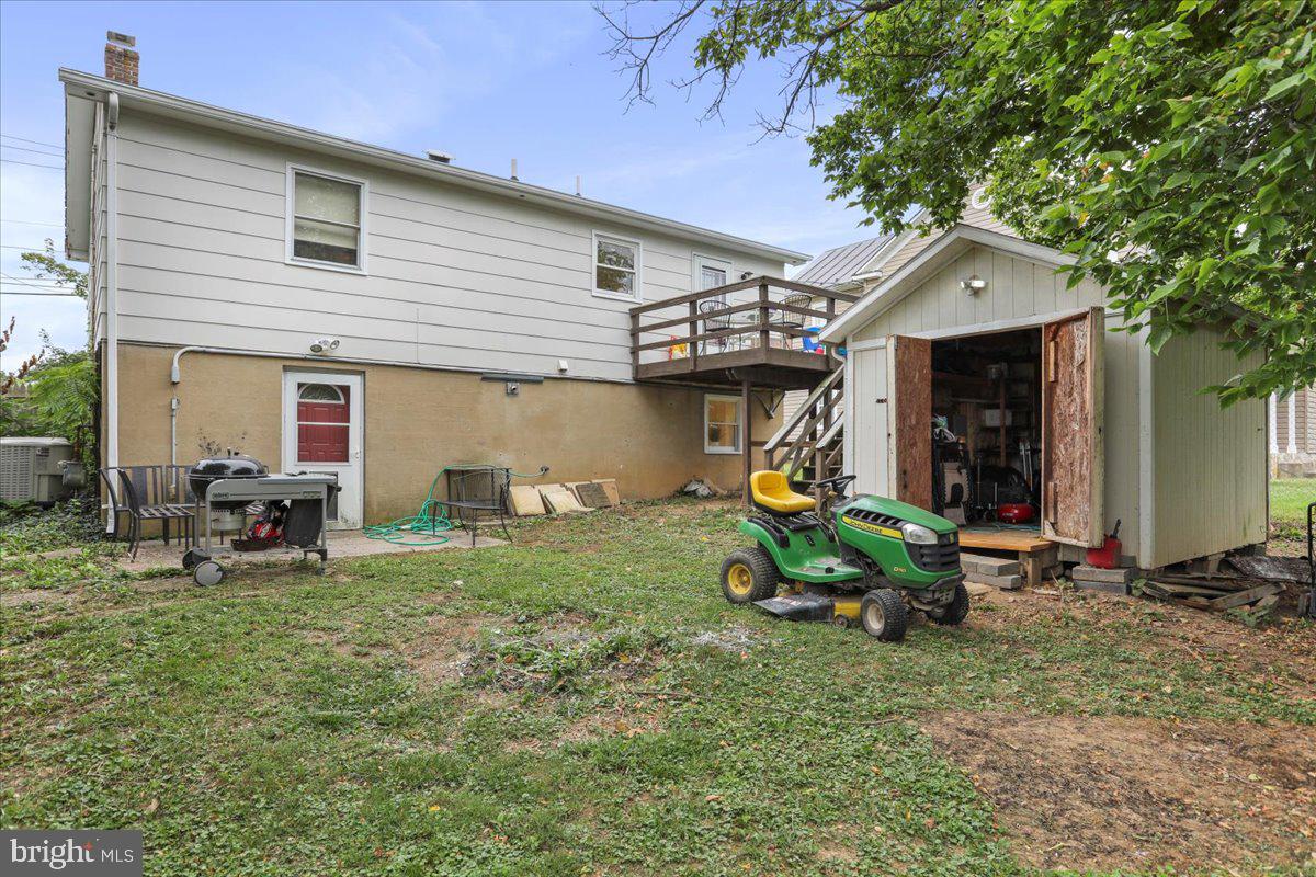 966 WOODSTOCK LN, WINCHESTER, Virginia 22601, 3 Bedrooms Bedrooms, ,2 BathroomsBathrooms,Residential,For sale,966 WOODSTOCK LN,VAWI2008968 MLS # VAWI2008968