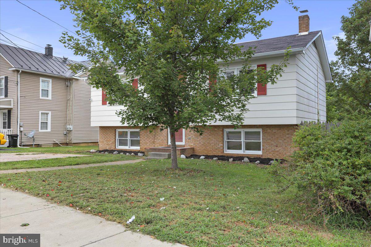 966 WOODSTOCK LN, WINCHESTER, Virginia 22601, 3 Bedrooms Bedrooms, ,2 BathroomsBathrooms,Residential,For sale,966 WOODSTOCK LN,VAWI2008968 MLS # VAWI2008968