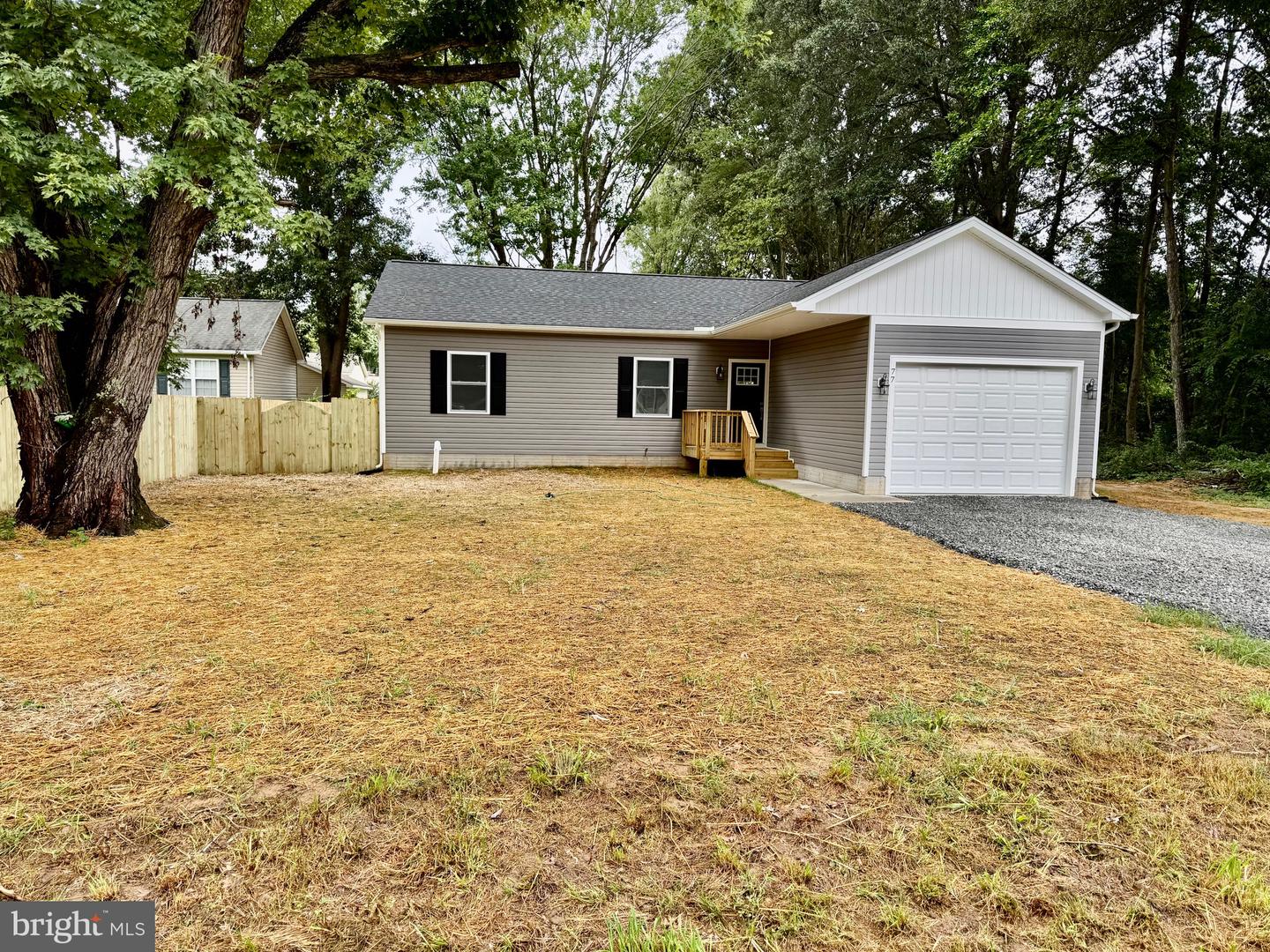 77 FOREST GROVE, COLONIAL BEACH, Virginia 22443, 3 Bedrooms Bedrooms, ,2 BathroomsBathrooms,Residential,For sale,77 FOREST GROVE,VAWE2009634 MLS # VAWE2009634