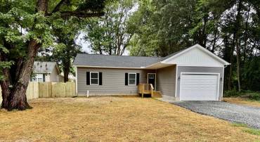 77 FOREST GROVE, COLONIAL BEACH, Virginia 22443, 3 Bedrooms Bedrooms, ,2 BathroomsBathrooms,Residential,For sale,77 FOREST GROVE,VAWE2009634 MLS # VAWE2009634