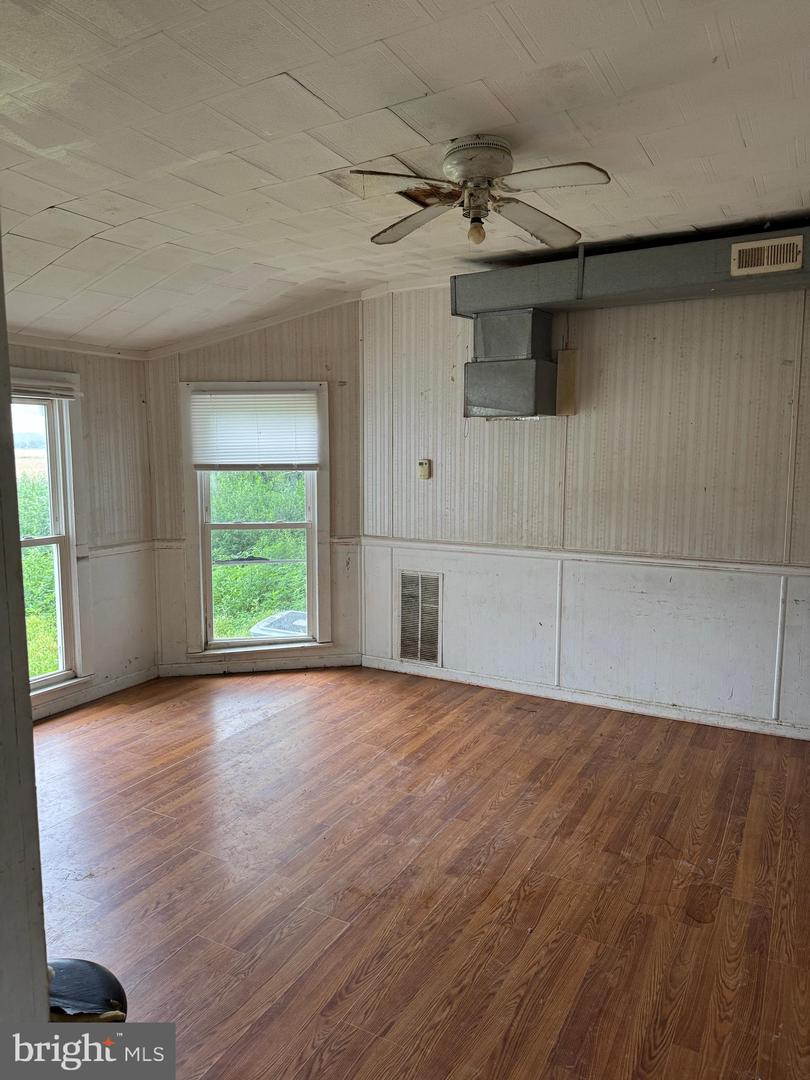 7382 BULLBEGGER RD, OAK HALL, Virginia 23416, 3 Bedrooms Bedrooms, ,1 BathroomBathrooms,Residential,For sale,7382 BULLBEGGER RD,VAAC2002190 MLS # VAAC2002190