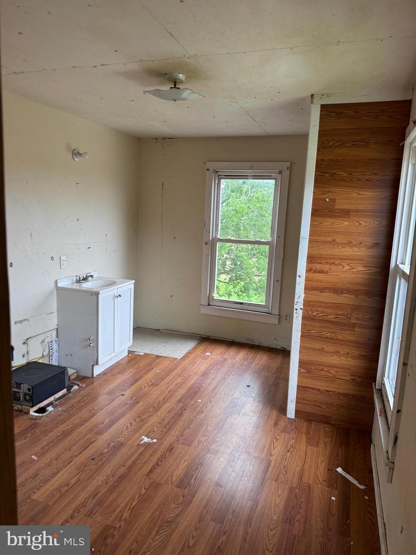 7382 BULLBEGGER RD, OAK HALL, Virginia 23416, 3 Bedrooms Bedrooms, ,1 BathroomBathrooms,Residential,For sale,7382 BULLBEGGER RD,VAAC2002190 MLS # VAAC2002190