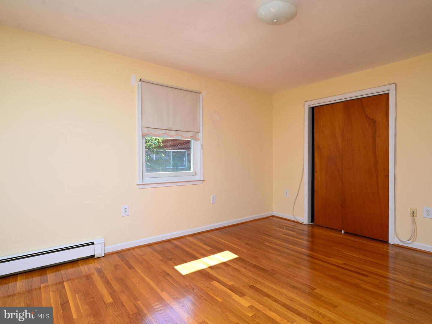 2201 ROLLINS DR, ALEXANDRIA, Virginia 22307, 3 Bedrooms Bedrooms, 17 Rooms Rooms,3 BathroomsBathrooms,Residential,For sale,2201 ROLLINS DR,VAFX2246546 MLS # VAFX2246546