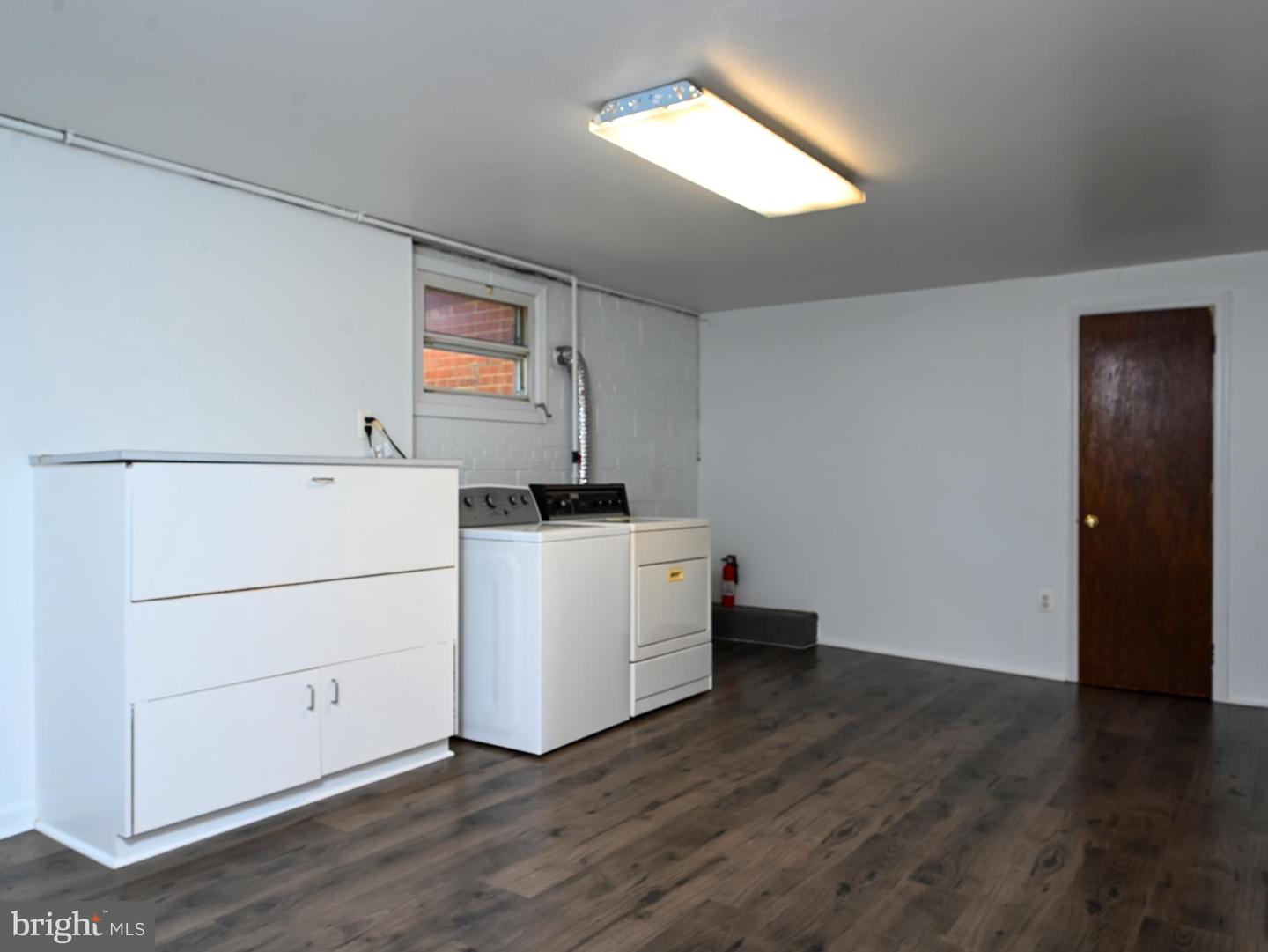 2201 ROLLINS DR, ALEXANDRIA, Virginia 22307, 3 Bedrooms Bedrooms, 17 Rooms Rooms,3 BathroomsBathrooms,Residential,For sale,2201 ROLLINS DR,VAFX2246546 MLS # VAFX2246546