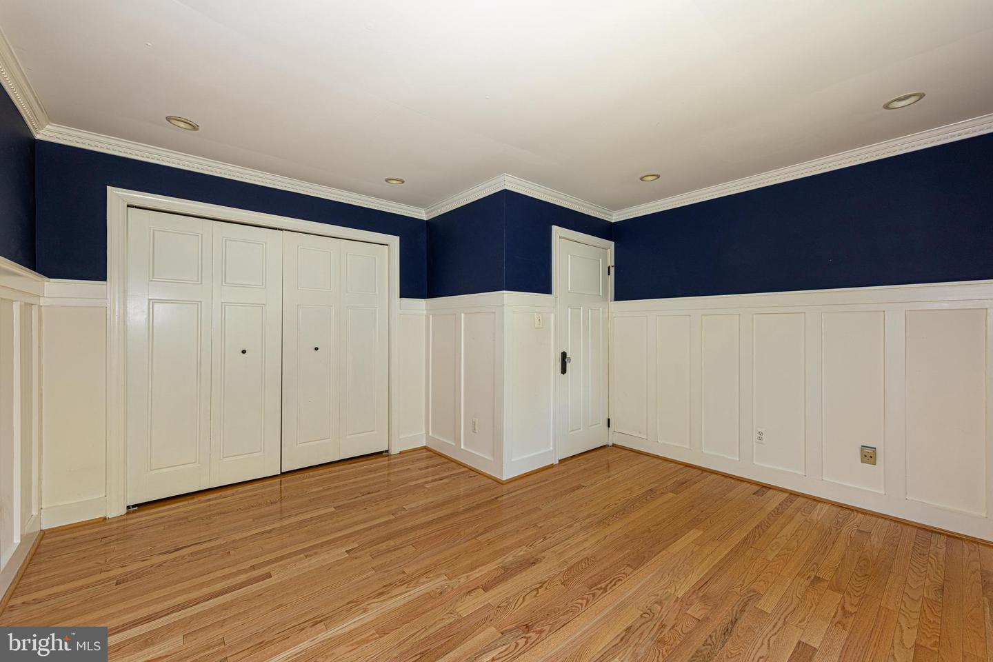 9849 S PARK CIR, FAIRFAX STATION, Virginia 22039, 4 Bedrooms Bedrooms, ,3 BathroomsBathrooms,Residential,For sale,9849 S PARK CIR,VAFX2255448 MLS # VAFX2255448