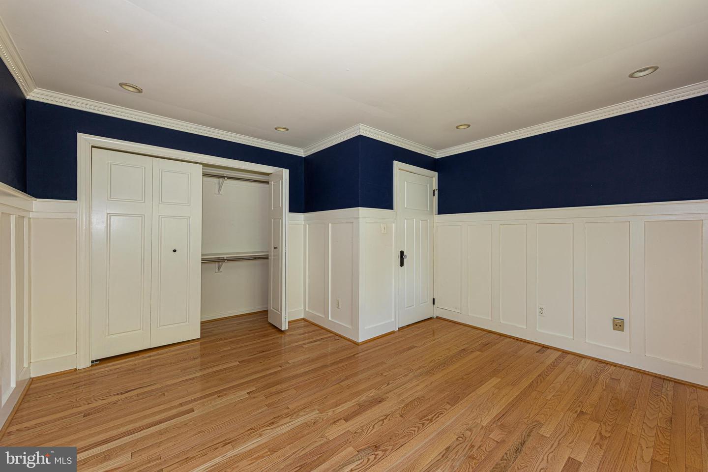 9849 S PARK CIR, FAIRFAX STATION, Virginia 22039, 4 Bedrooms Bedrooms, ,3 BathroomsBathrooms,Residential,For sale,9849 S PARK CIR,VAFX2255448 MLS # VAFX2255448