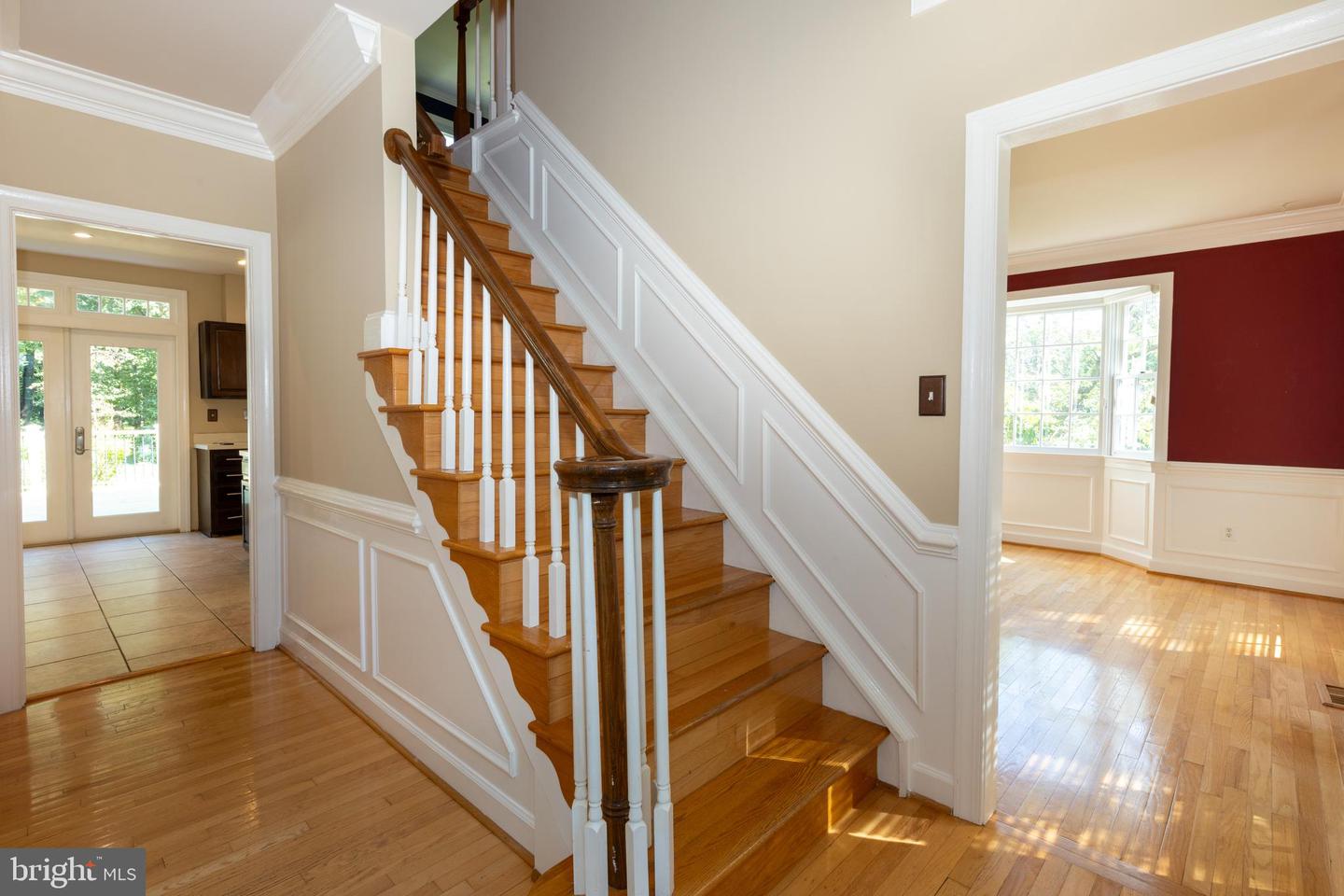 9849 S PARK CIR, FAIRFAX STATION, Virginia 22039, 4 Bedrooms Bedrooms, ,3 BathroomsBathrooms,Residential,For sale,9849 S PARK CIR,VAFX2255448 MLS # VAFX2255448