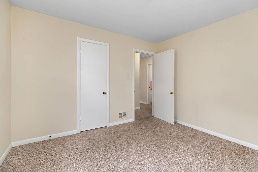 906 BELMORE AVE, STAUNTON, Virginia 24401, 3 Bedrooms Bedrooms, ,1 BathroomBathrooms,Residential,906 BELMORE AVE,668255 MLS # 668255