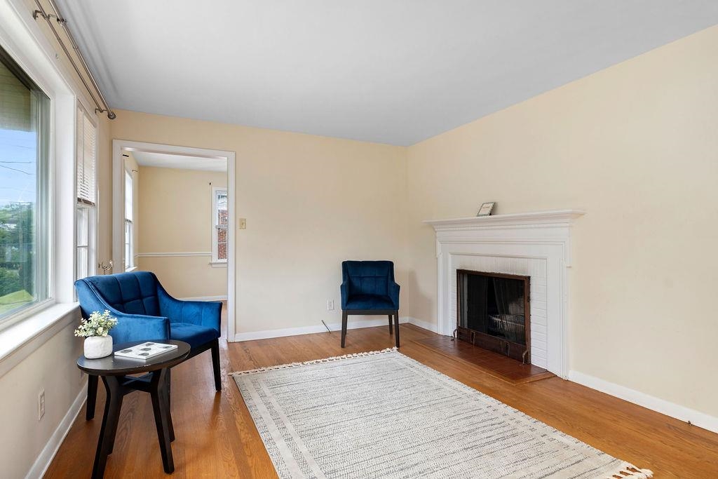 906 BELMORE AVE, STAUNTON, Virginia 24401, 3 Bedrooms Bedrooms, ,1 BathroomBathrooms,Residential,906 BELMORE AVE,668255 MLS # 668255
