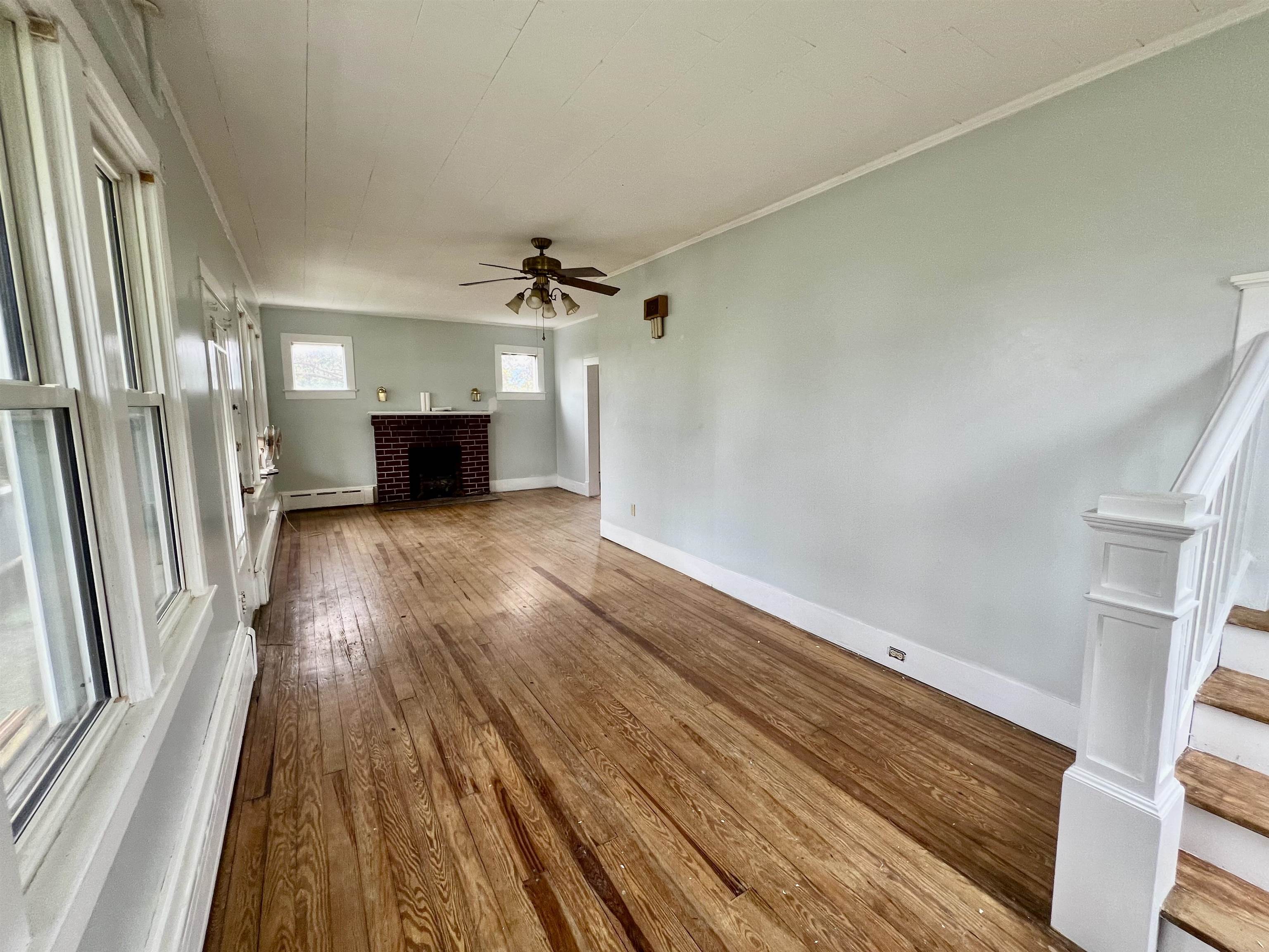 411 SHENANDOAH AVE, SHENANDOAH, Virginia 22849, 3 Bedrooms Bedrooms, ,1 BathroomBathrooms,Residential,411 SHENANDOAH AVE,668256 MLS # 668256