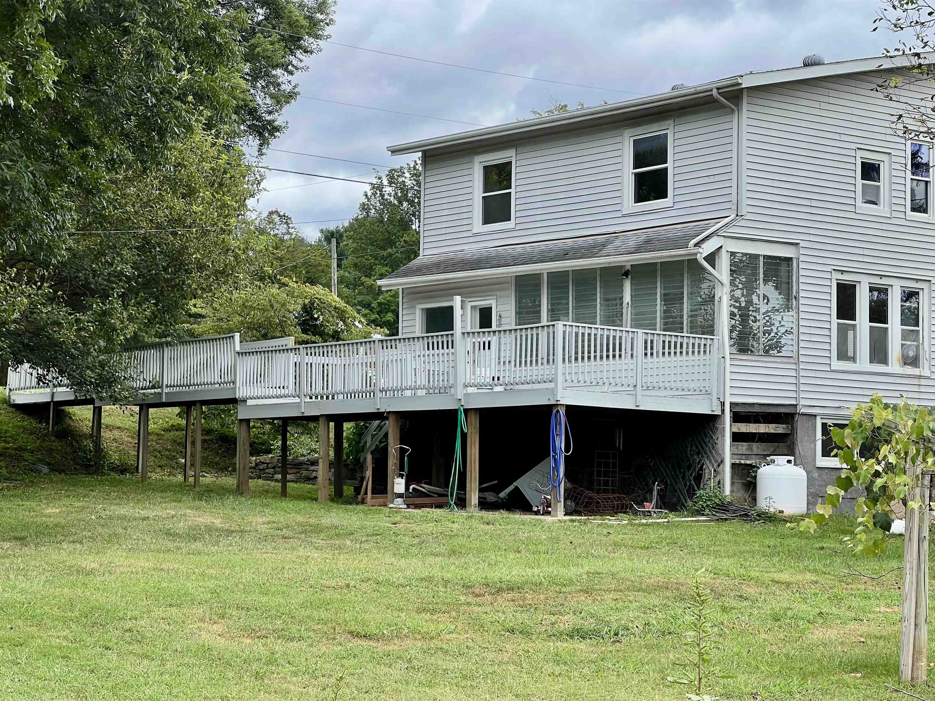411 SHENANDOAH AVE, SHENANDOAH, Virginia 22849, 3 Bedrooms Bedrooms, ,1 BathroomBathrooms,Residential,411 SHENANDOAH AVE,668256 MLS # 668256