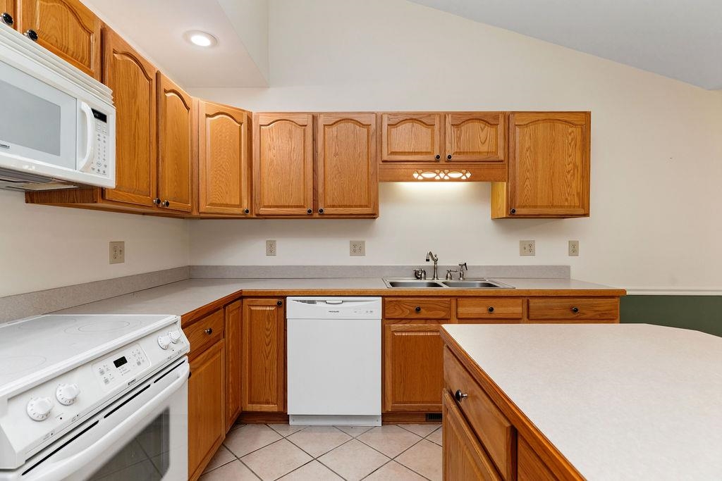 118 RED OAK DR, STAUNTON, Virginia 24401, 3 Bedrooms Bedrooms, ,2 BathroomsBathrooms,Residential,118 RED OAK DR,668257 MLS # 668257