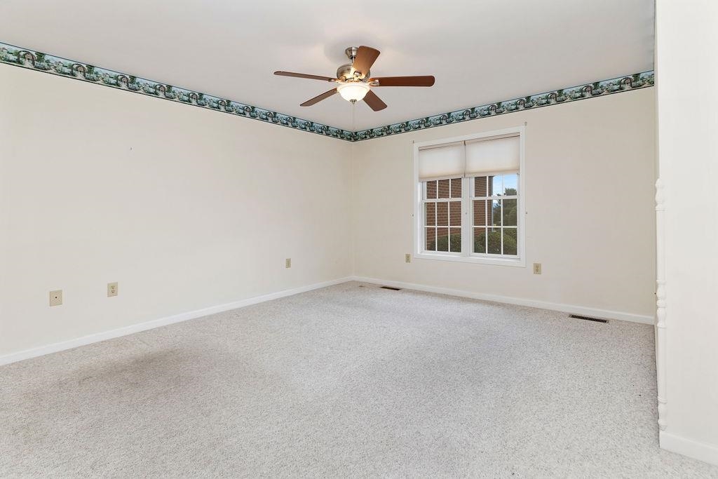 118 RED OAK DR, STAUNTON, Virginia 24401, 3 Bedrooms Bedrooms, ,2 BathroomsBathrooms,Residential,118 RED OAK DR,668257 MLS # 668257
