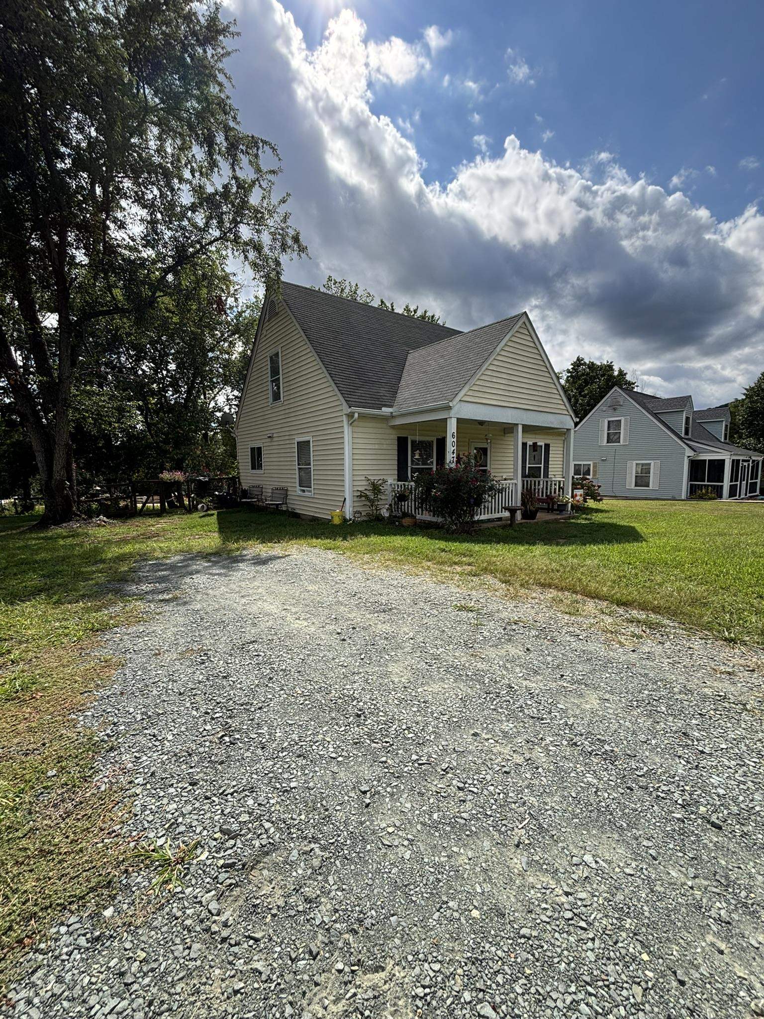6047 CLING LN, CROZET, Virginia 22932, 4 Bedrooms Bedrooms, ,2 BathroomsBathrooms,Residential,6047 CLING LN,668259 MLS # 668259