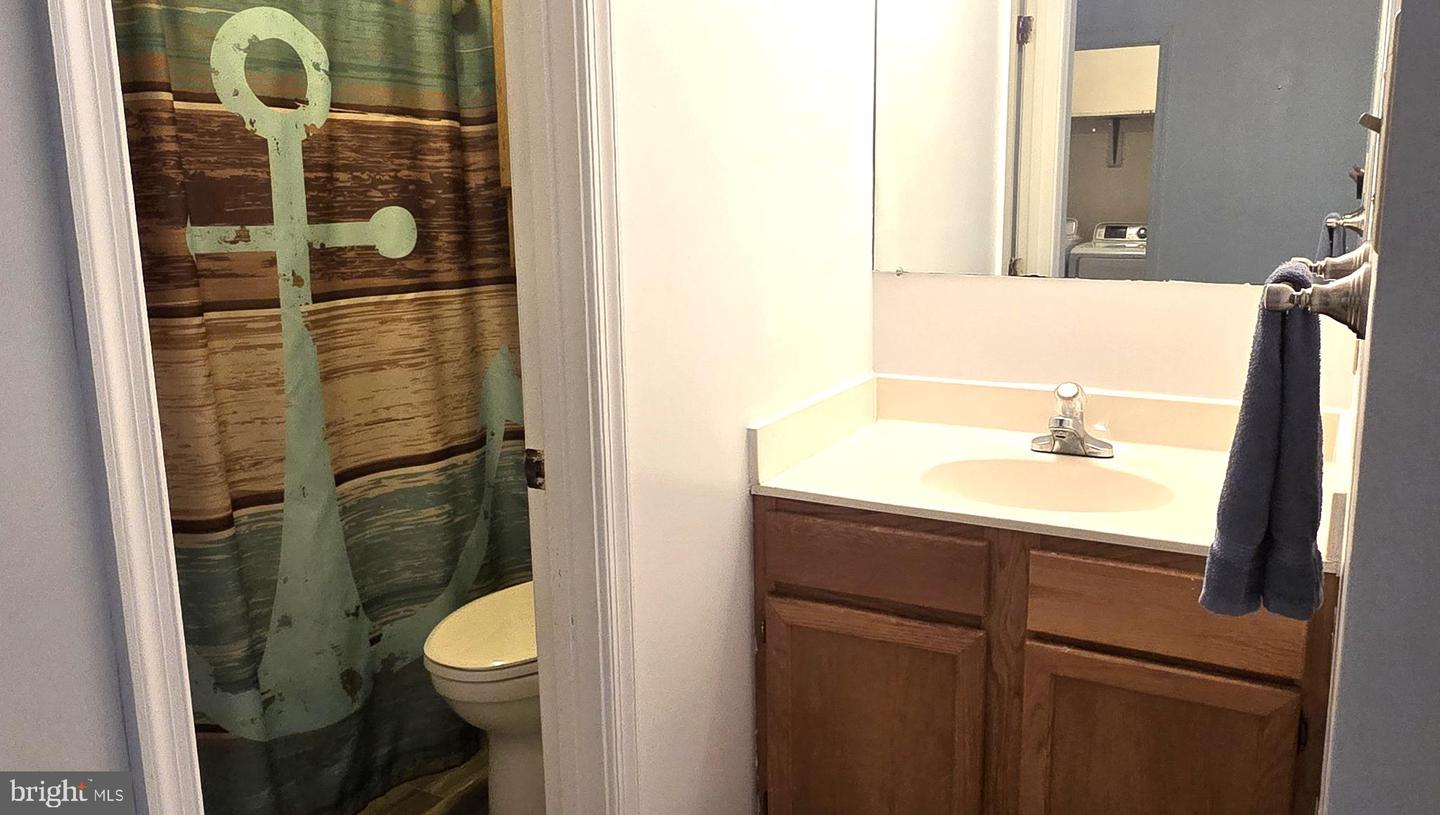 100 GREENBRIAR CIR, CROSS JUNCTION, Virginia 22625, 3 Bedrooms Bedrooms, ,2 BathroomsBathrooms,Residential,For sale,100 GREENBRIAR CIR,VAFV2036362 MLS # VAFV2036362