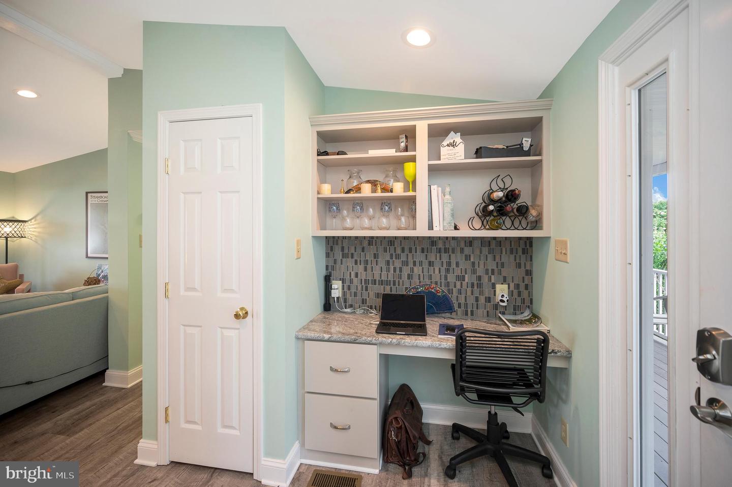 467 GRANDVIEW LNDG, HAGUE, Virginia 22469, 4 Bedrooms Bedrooms, 9 Rooms Rooms,3 BathroomsBathrooms,Residential,For sale,467 GRANDVIEW LNDG,VAWE2009612 MLS # VAWE2009612