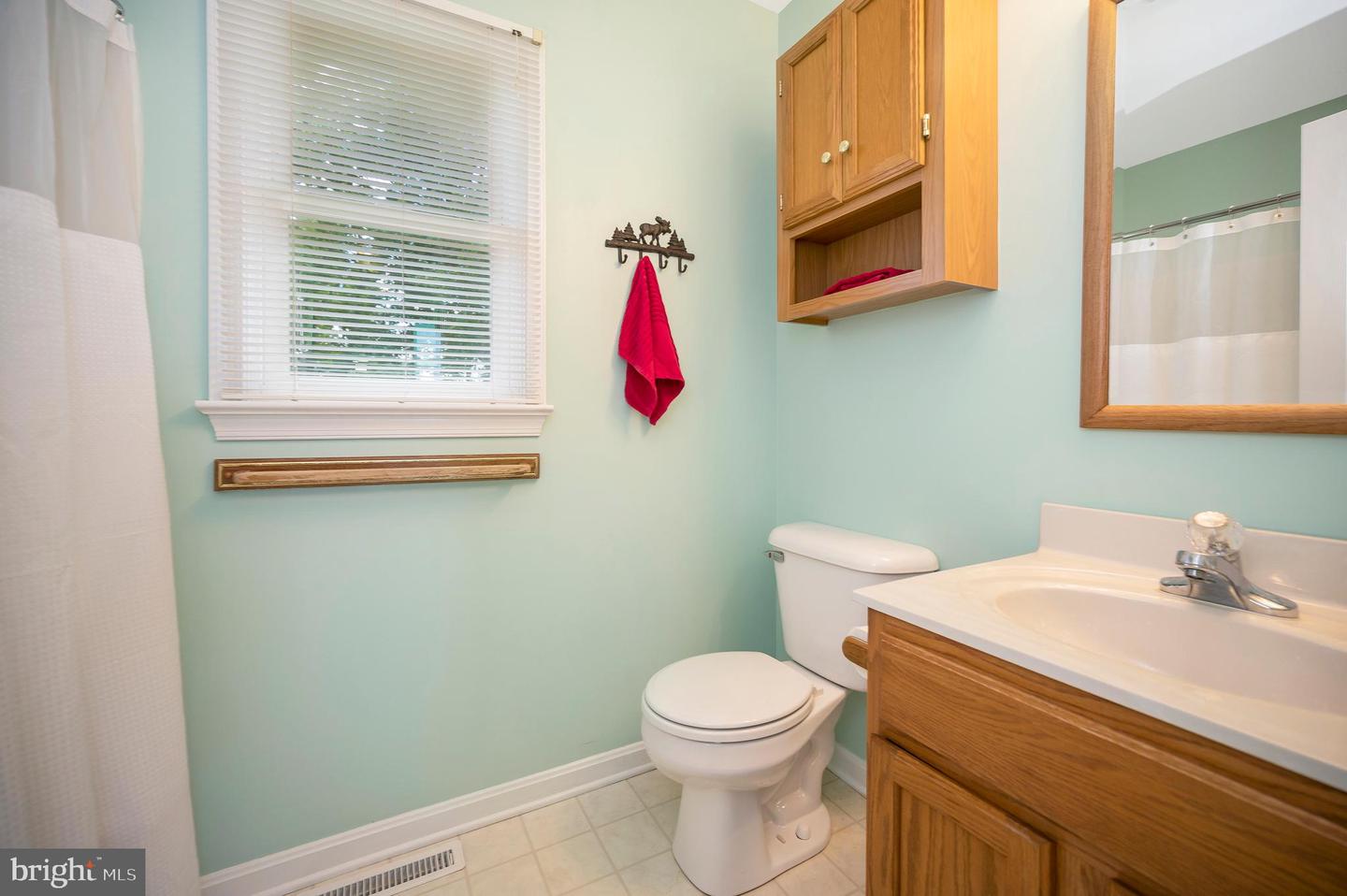 467 GRANDVIEW LNDG, HAGUE, Virginia 22469, 4 Bedrooms Bedrooms, 9 Rooms Rooms,3 BathroomsBathrooms,Residential,For sale,467 GRANDVIEW LNDG,VAWE2009612 MLS # VAWE2009612