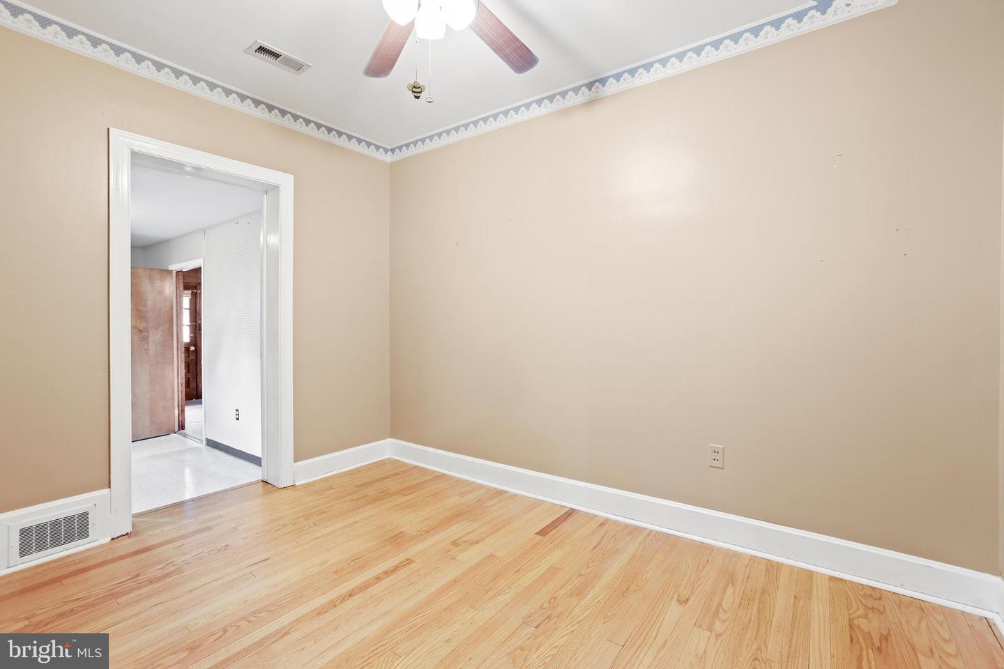 17202 MULBERRY LN, BOWLING GREEN, Virginia 22427, 3 Bedrooms Bedrooms, ,1 BathroomBathrooms,Residential,For sale,17202 MULBERRY LN,VACV2008744 MLS # VACV2008744