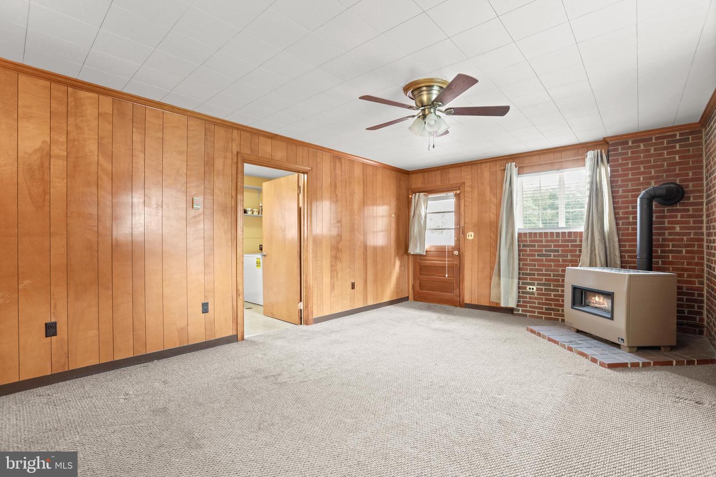 17202 MULBERRY LN, BOWLING GREEN, Virginia 22427, 3 Bedrooms Bedrooms, ,1 BathroomBathrooms,Residential,For sale,17202 MULBERRY LN,VACV2008744 MLS # VACV2008744